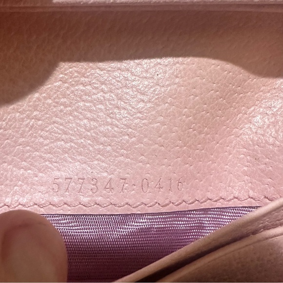 Gucci Marmont Limited Edition Floral Bifold Wallet - Picture 5 of 11